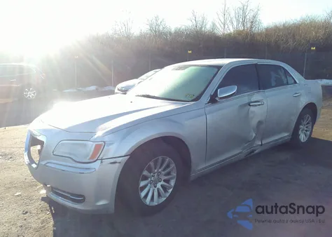 2012 Chrysler 300 z USA, uszkodzony, nr VIN 2C3CCAAG8CH113639